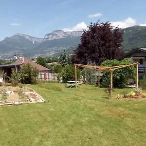 Mit Fruehstueck Challes-les-Eaux